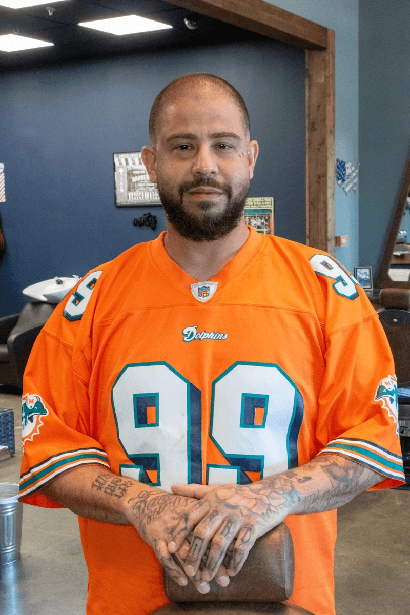 Bori R, Minty Barber