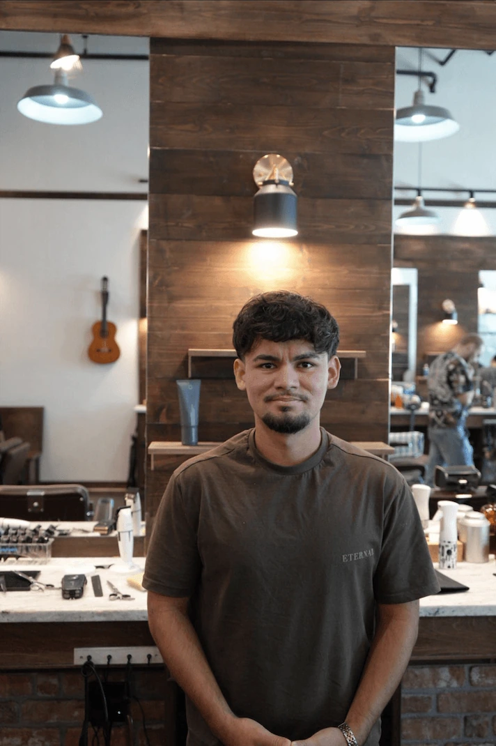 Jose S, Minty Barber