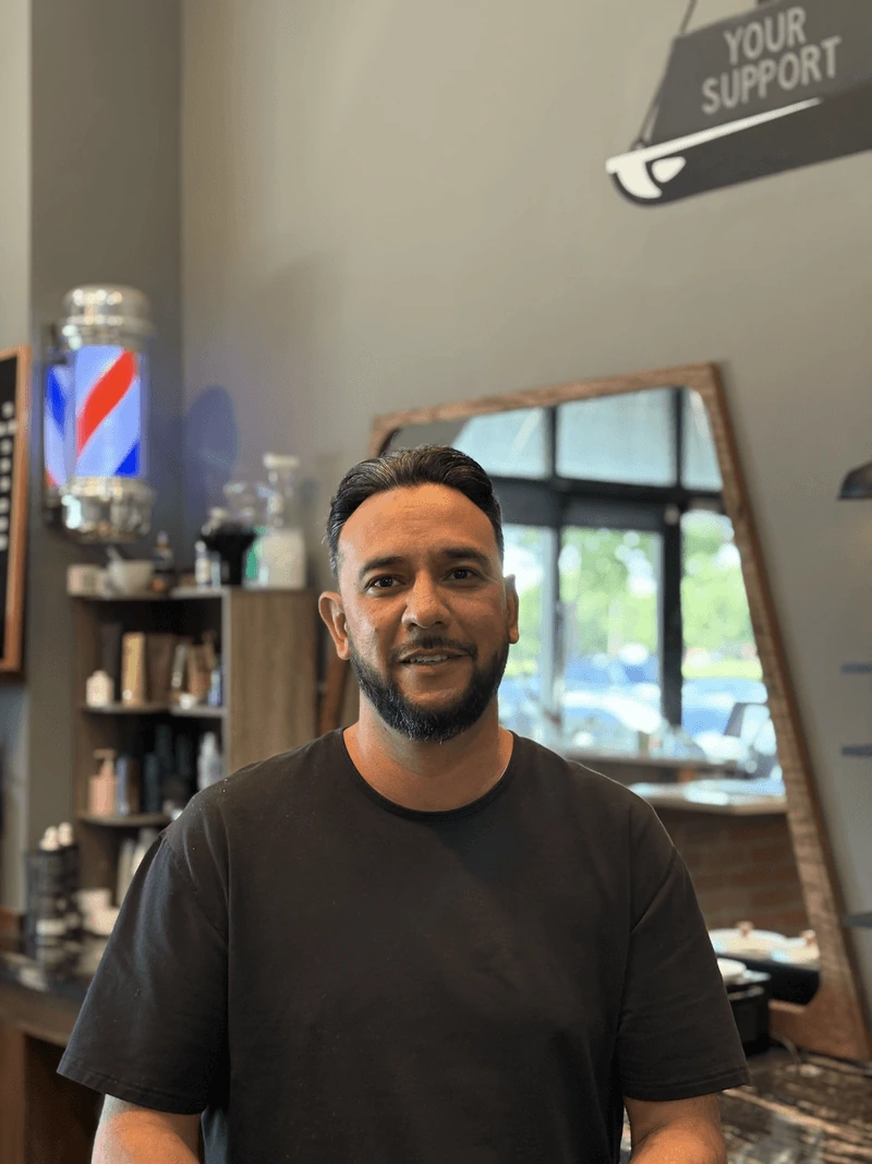 Sergio G, Minty Barber